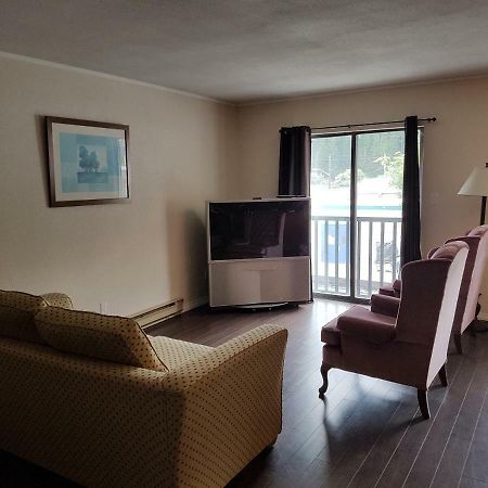 キンバリーIndoor Comfort In An Outdoor Paradise Sleeps 4- 5 Min To Golf & Skiアパートメント エクステリア 写真